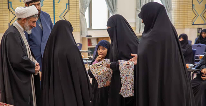 تجلیل و تکریم از مادران و همسران مجتمع تربیتی آموزشی حضرت مهدی (عج)