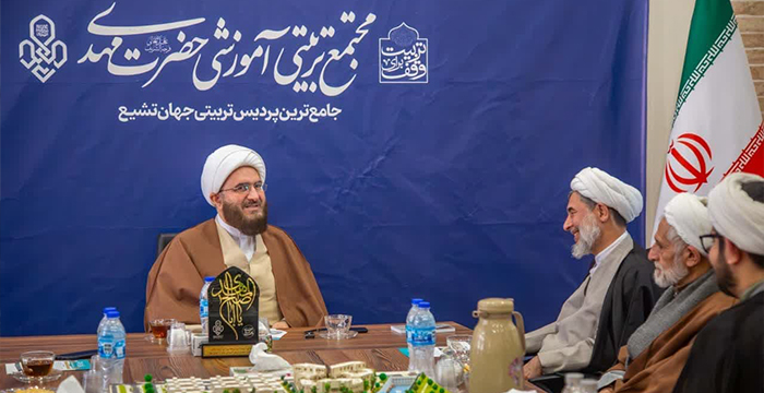 دیدار امام جمعه تهران با حجت‌الاسلام والمسلمین نظافت