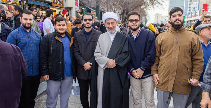 حضور طلاب مدارس علمیه حضرت مهدی (عج) در راهپیمایی 22 بهمن
