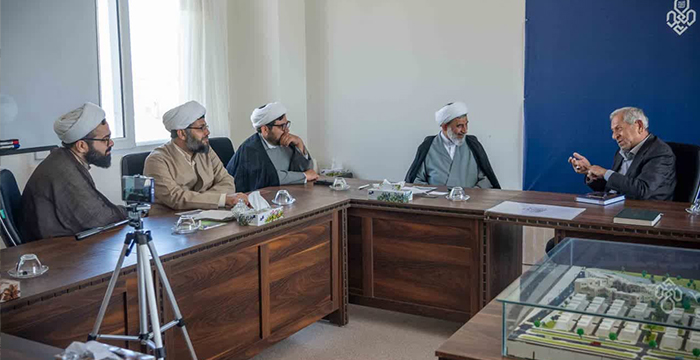 بازدید مدیرکل سابق آموزش‌وپرورش خراسان رضوی از مجموعه مدارس نسل آفتاب