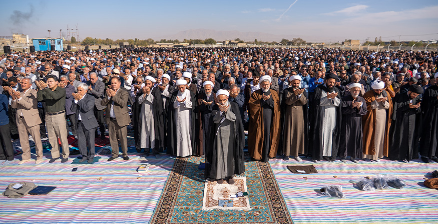 آسمان دل‌ها بارانی شد: اقامه نماز باران به امامت آیت‌الله مروارید با حضور اقشار مختلف مردم مشهد