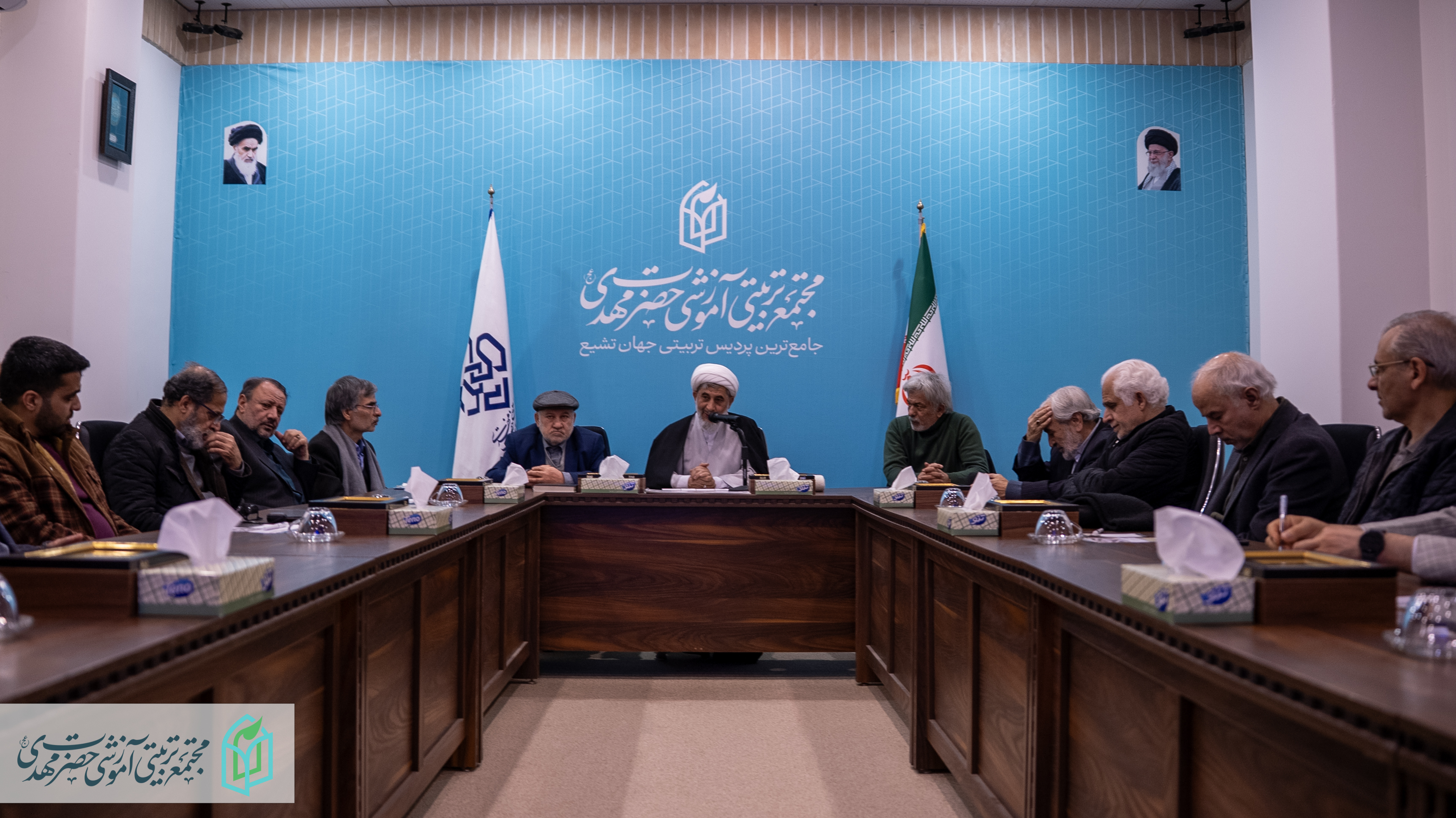 بازدید اعضای جامعه پزشکی از مجتمع حضرت مهدی (عج) و گفتگو با استاد نظافت