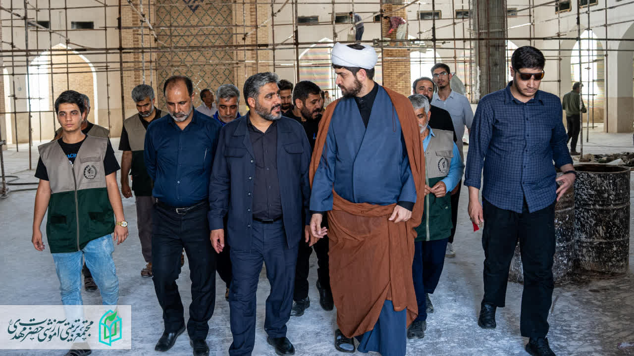 بازدید میدانی از روند آماده‌سازی محل اسکان زائران مراسم تشییع امام شهید